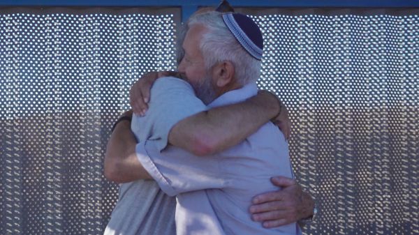 למה אנחנו כל כך מפחדים מהמילה 'אחדות'?