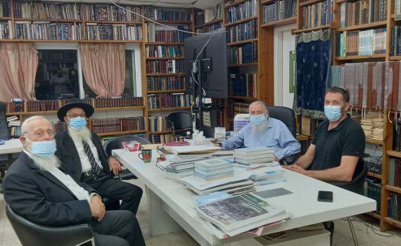 לקראת החלטות חשובות: כהנא נפגש עם הרב דרוקמן