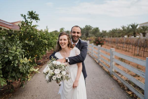 אהבה בהפתעה: הזוג שהכיר בבית חולים בהודו