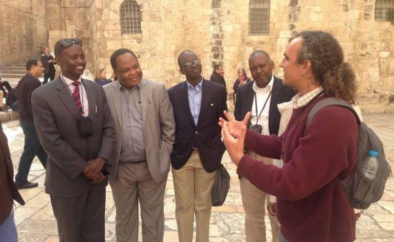 שגרירים של הסברה; עזרו לנו לחזור ולהתפרנס