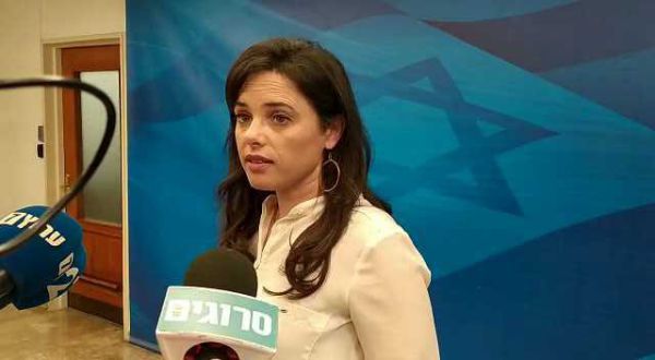 שקד: ״חוק האזרחות יעלה מחר כלשונו"