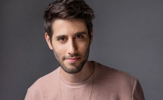 ערב יום הכיפורים; בנו של מאיר בנאי בביצוע מיוחד לשער הרחמים