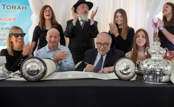 מאות במצעד יהודי באלסקה בעקבות אירוע אנטישמי