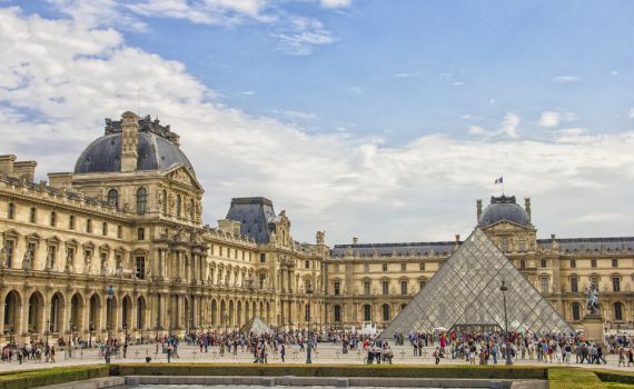 דיווח בצרפת: חלק משודדי מוזיאון הלובר נעצרו