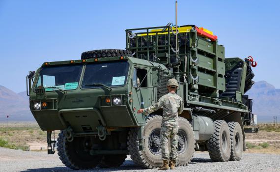 צפו: ניסוי ראשון של סוללת כיפת ברזל בצבא ארה"ב