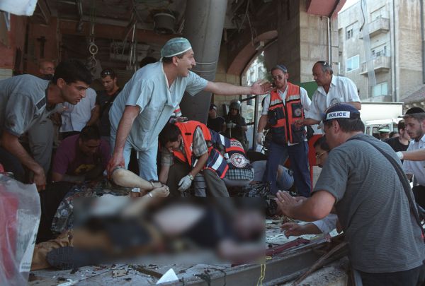 רק רצו לאכול פיצה: 20 שנה לפיגוע במסעדת סבארו