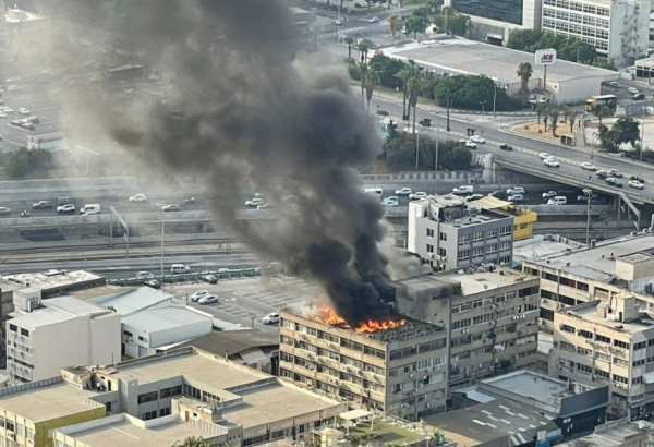 שריפה בדרום ת"א: ענן שחור גדול מעל שמי העיר