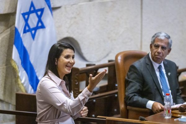 למרות הבקשה: האופוזיציה בבשורה רעה לשירלי פינטו