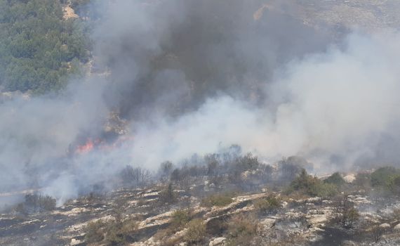 השריפה בירושלים: נמשך המאמץ לכיבוי מוקדי האש