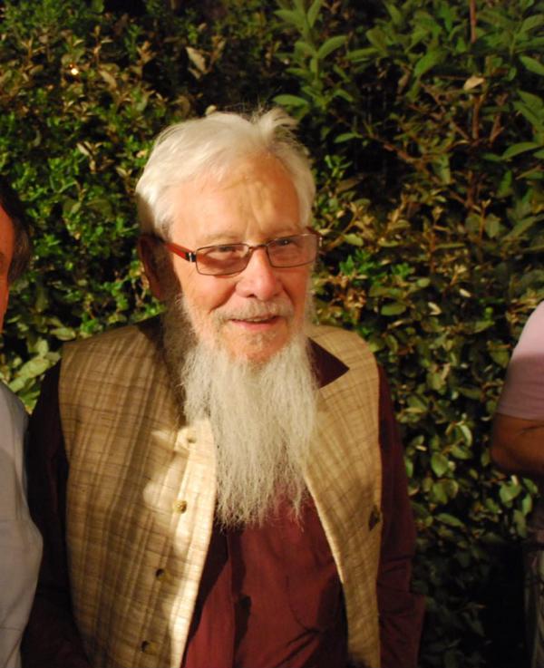 לראשונה בליכוד: חתן פרס נובל התפקד למפלגה