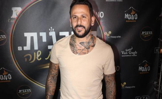 אסי בוזגלו נגד חנוך דאום: "אני לא מהחונטה שלך?"