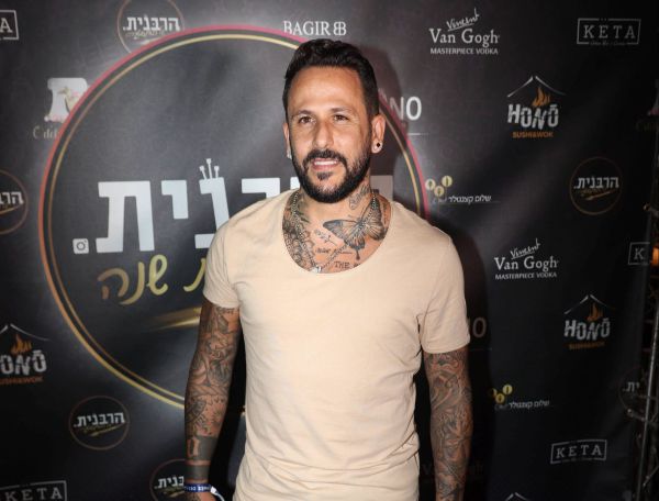 אסי בוזגלו נגד חנוך דאום: "אני לא מהחונטה שלך?"