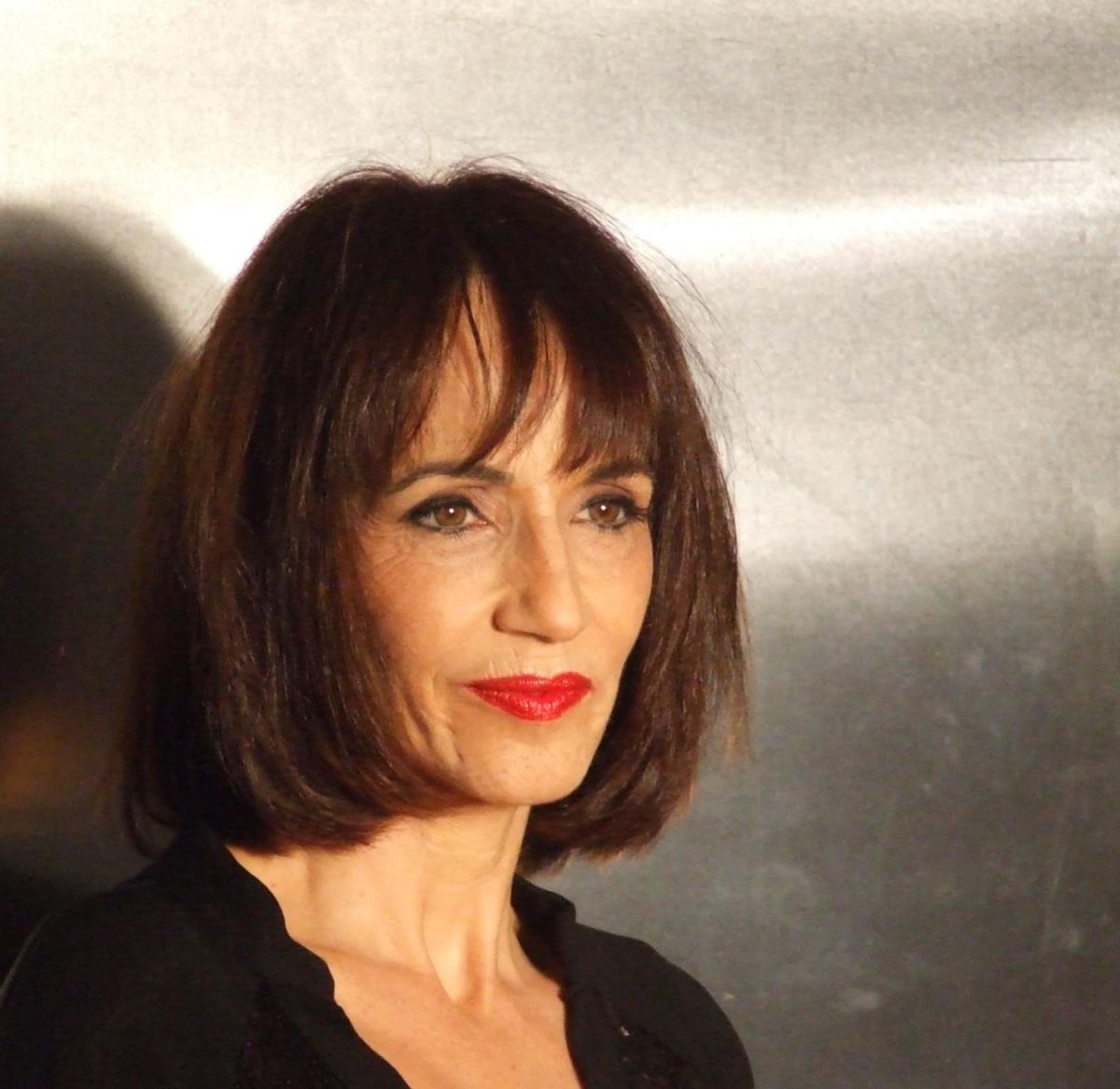 מבית "בארץ אהבתי": שיר חדש לרוחמה רז | בשורה טובה