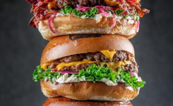 צ'יזבורגר כשר, והכי טעים שיש | ההמבורגר של שגב