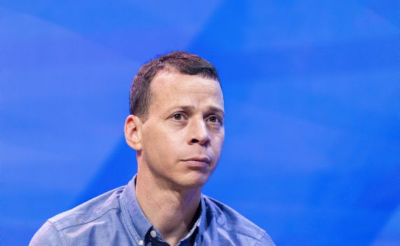 טענה אחר טענה: עמית סגל מפרק את יאיר לפיד