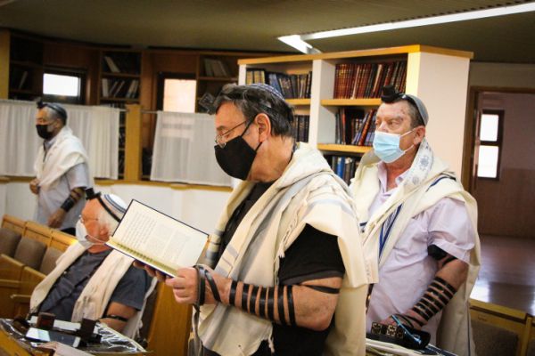 מסתמן: כך יתנהלו התפילות בחגי תשרי