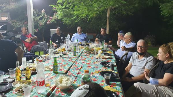 שיתוף פעולה בין כחול לבן לש"ס: תומכים במועמד סרוג