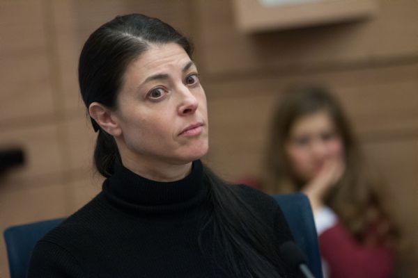 "הקדים את זמנו": מרב מיכאלי נשארת בארה"ב