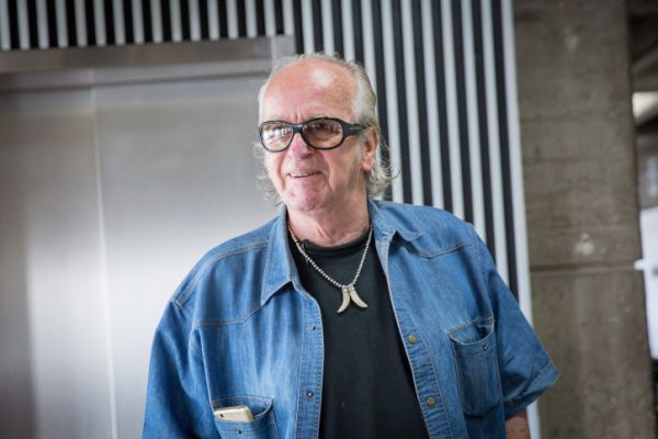 נתן זהבי משתולל: קבוצה של אנשים פסיכיים. האזינו