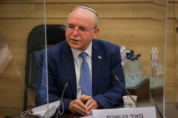 בן שבת: בלימת איראן צריכה להישאר בעדיפות עליונה