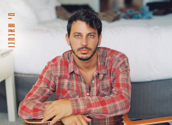 'מי שאנחנו': לירן דנינו בסינגל חדש