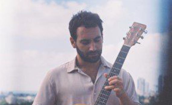 שחר רופ, הבן של דני רופ, מוציא לאור סינגל