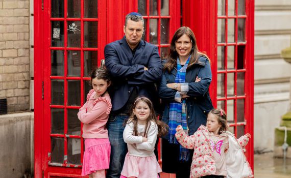 משפחתה של חוטובלי בצילומים שהמיסו אותנו