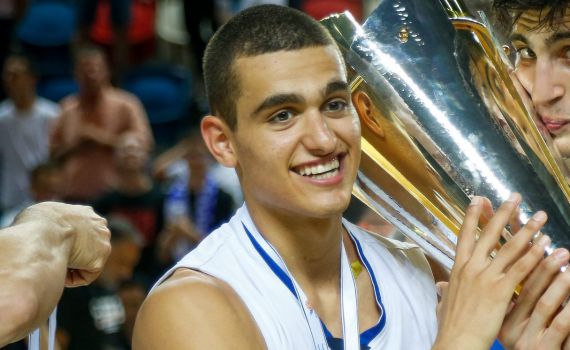 העדיף את אוברדוביץ': ים מדר חתם בפרטיזן בלגרד