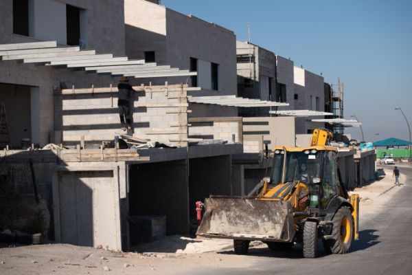 ההתיישבות מתייבשת: אלפי אישורי בניה נעצרו בממשלה
