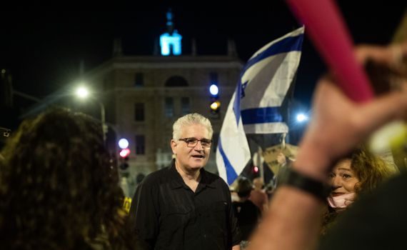 אלי אבידר: "הממשלה חיה על זמן שאול"