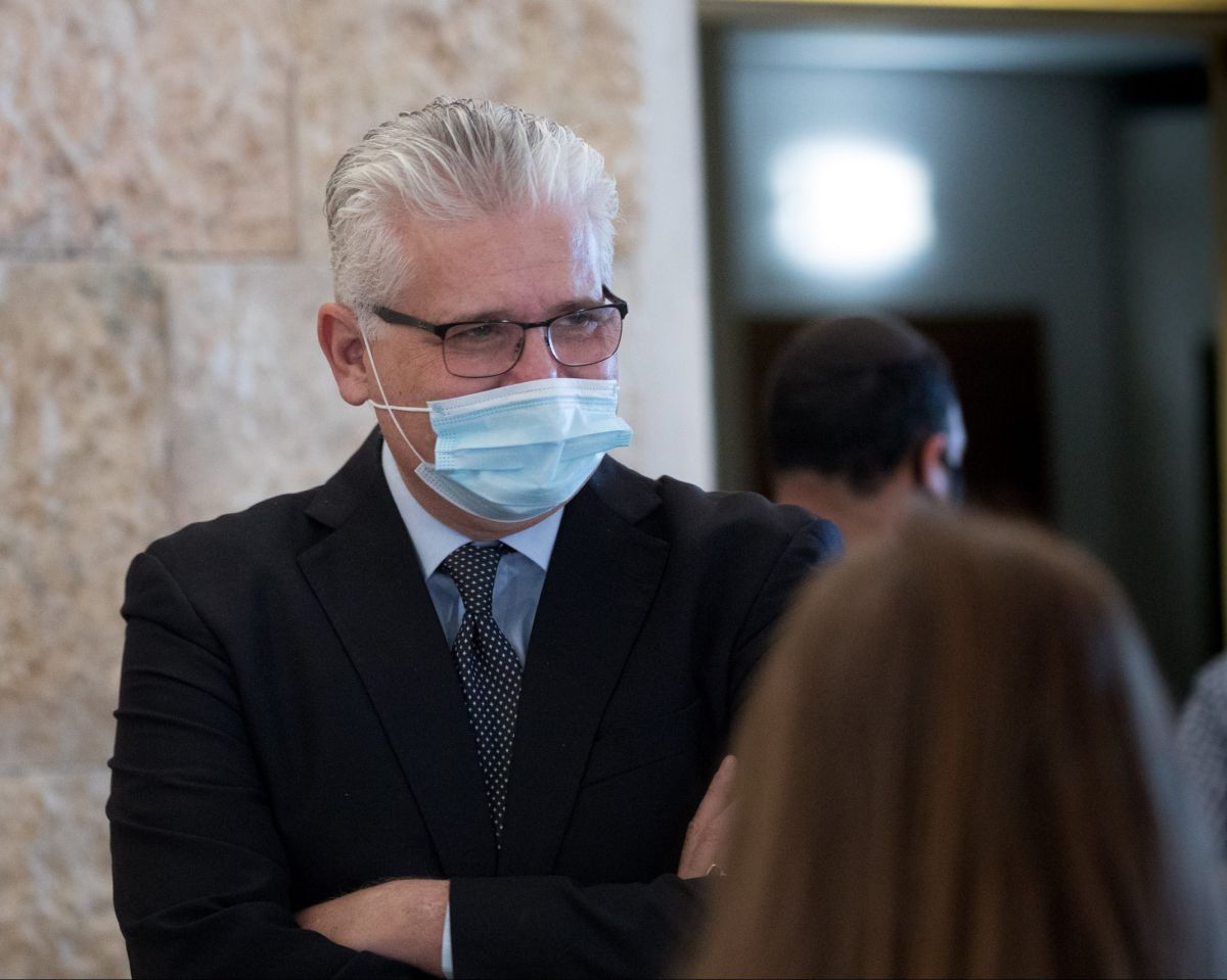 אלי אבידר נגד בנט: "איבוד עשתונות זו לא מדיניות"