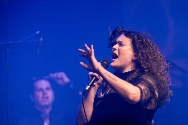 על מחנכים לחשוף תלמידי תיכון "לתרבות הכללית"