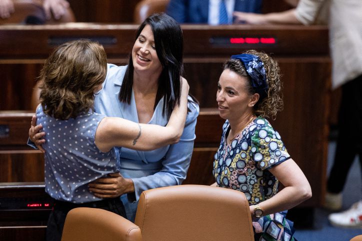 היסטוריה: לראשונה יכהנו 6 נשים בוועדה לבחירת דיינים