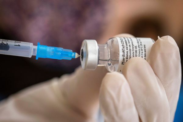 דיווח: הFDA יעניק אישור מלא לחיסון של פייזר