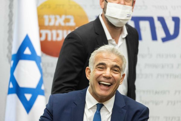 אחרי 10 שנים: בחירות לראשות מפלגת יש עתיד