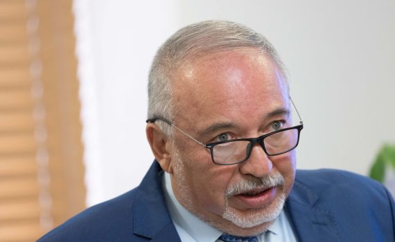 "מברך אותם" | ליברמן: זו המדינה שחיסלה את הנייה
