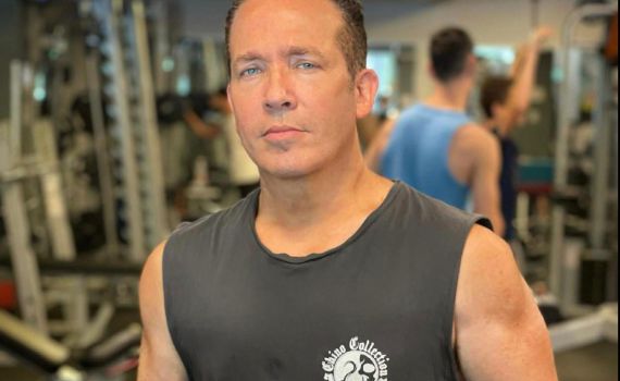 "התחסנתי, אני מודה על כך"|גיא פינס נדבק בקורונה