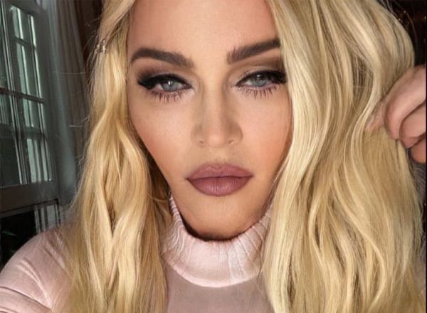 מדונה בפוסט לכבוד ראש חודש אלול