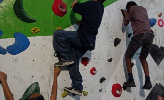 מרחבים: המורה ומדריך הצלילה מחנכים ביחד