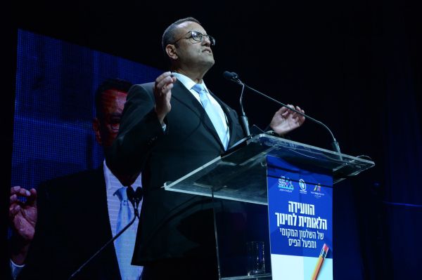 "ההורים עוברים סבל; לעצור את הבדיקות הסרולוגיות"