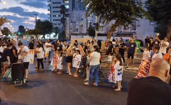 תושבים ביד אליהו: "אל תכניסו לכאן מסתננים"