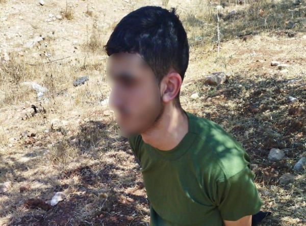 פלסטיני מחופש לחייל נעצר עם נשק סמוך לעלי