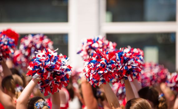 המנהלת ביטלה את חובת המעודדות במגרשי הכדורסל