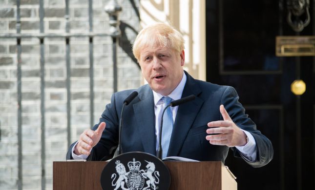  ג'ונסון: בריטניה תטיל חבילת סנקציות נרחבת