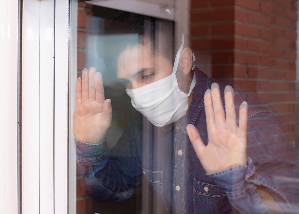 3 רעיונות שיעזרו לכם לשמח חבר או קרוב בבידוד