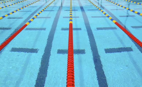 טרגדיה: פעוטה בת שנה טבעה למוות בבריכה פרטית