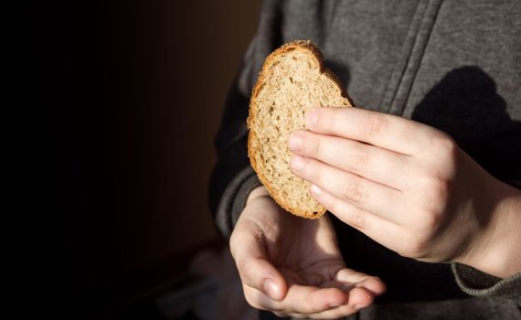 סיפורו של שלומי נחשף: "יש עוד אלפי ילדים כמוני"