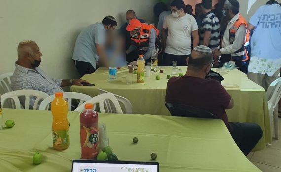 מוטי יוגב התמוטט בהרמת הכוסית של הבית היהודי