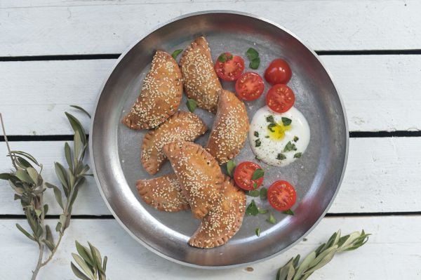 אפשר גם בריא: מתכון לסמבוסק מועשר בחלבון