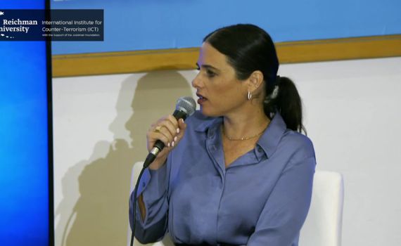 שקד נגד לפיד: "התיוג של ציבור שלם הוא עוול"